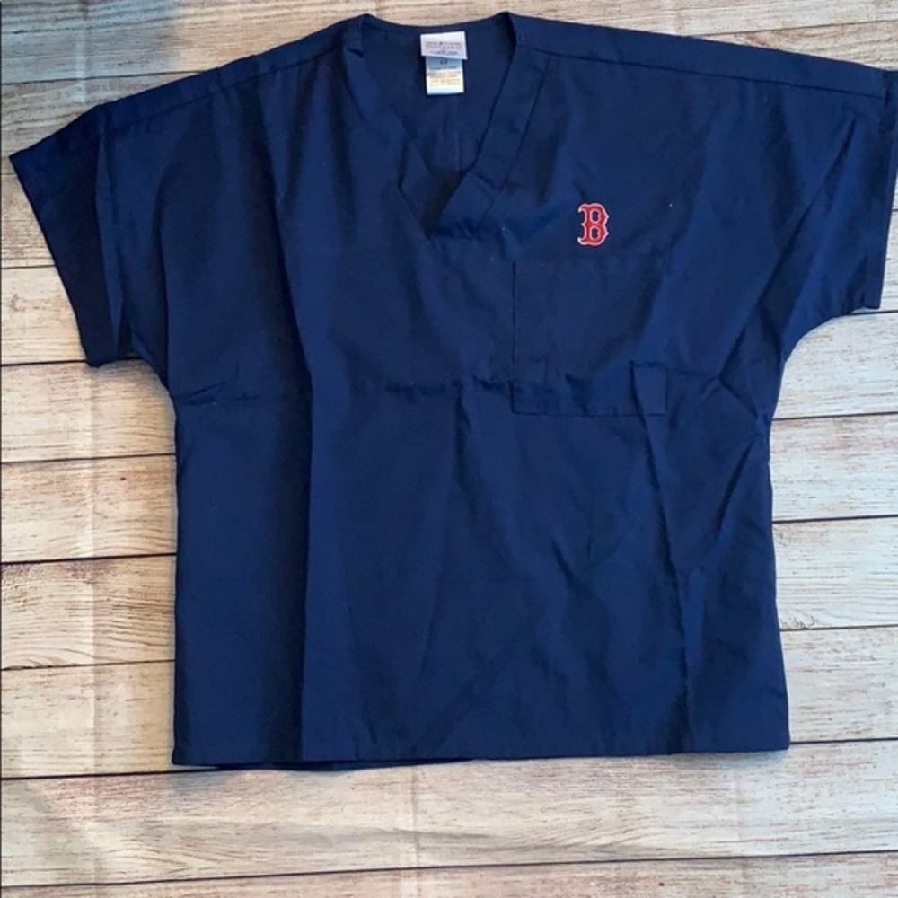 Boston Redsox Cherokee Nurse scrub top and pants